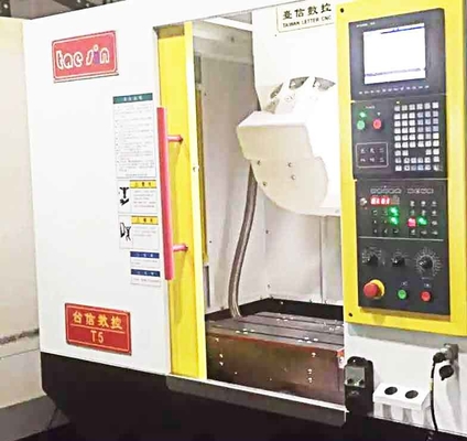 चीन उच्च उत्पादकता सीएनसी वर्टिकल ड्रिलिंग मशीन सुपीरियर सतह खत्म फैक्टरी